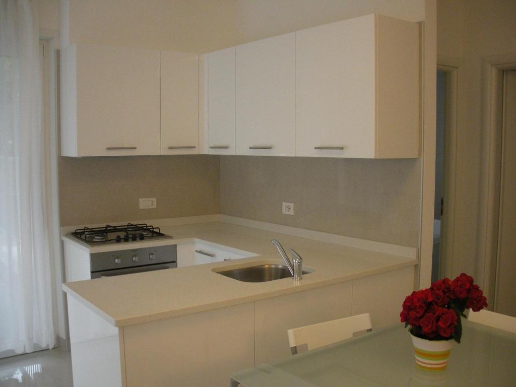 Appartamenti Laly Arco Habitación foto